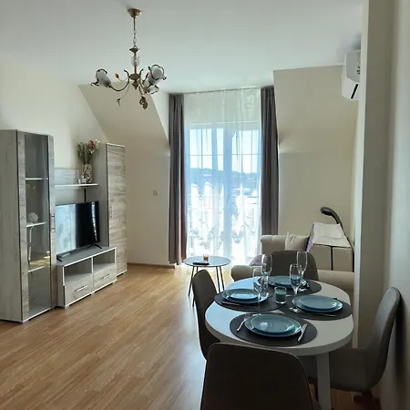 Apartament Golden Hermes